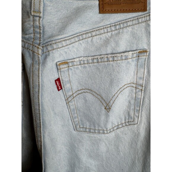 Levi’s Premium Womens Distressed Light Wash Ribcage Straight Ankle Jeans Size 26 - Picture 10 of 12
